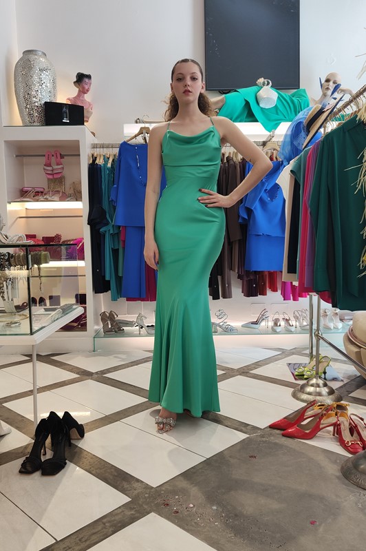 ABITO DA SERA IN RASO VERDE